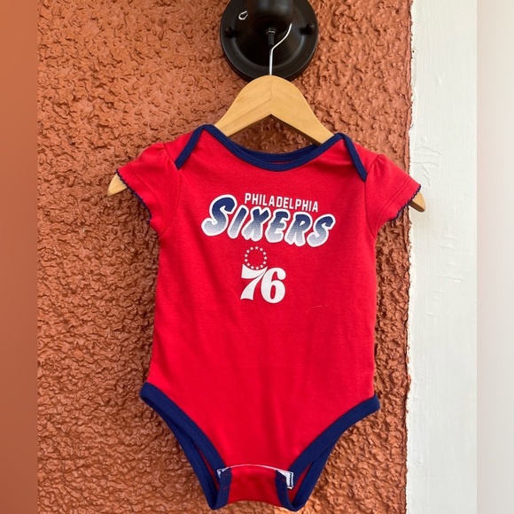 NBA Philadelphia 76ers 18 month One Piece Body Suit - Girls Blue/Red - Picture 1 of 4